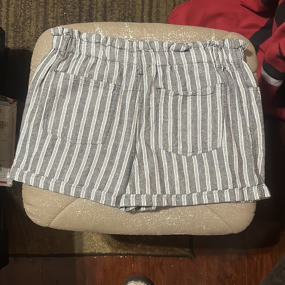NWT Reward Large shorts - Picture 2 of 5